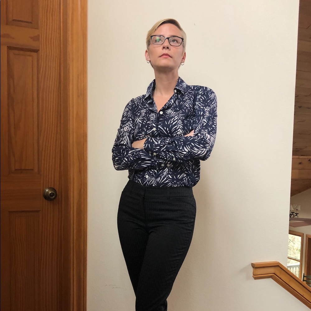 Navy Patterned Blouse - image 5